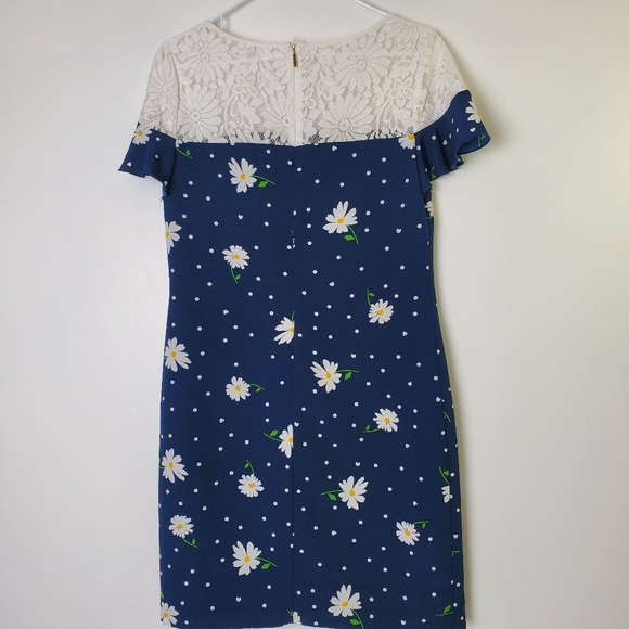 Karl Lagerfeld Paris Floral Lace Dress - Picture 3 of 9